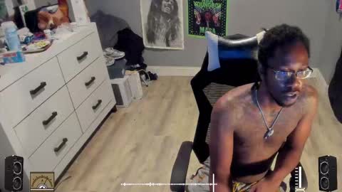 Snapshot of blaccanalmatters chatting on October 19, 10:43 pm Plant Base Streamers From Pennsylvania online show from October 19, 10:43 pm