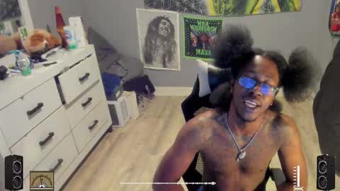 Snapshot of blaccanalmatters chatting on October 23, 12:21 am Plant Base Streamers From Pennsylvania online show from October 23, 12:21 am