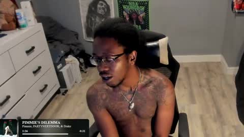 Snapshot of blaccanalmatters chatting on October 28, 12:25 am Plant Base Streamers From Pennsylvania online show from October 28, 12:25 am