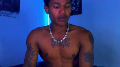 Snapshot of black_arthur chatting on June 15, 12:40 pm Black Arthur online show from June 15, 12:40 pm