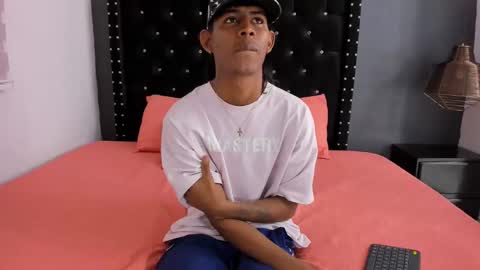 boy online show from February 23, 2:29 am