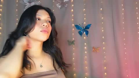 Snapshot of black_dar_ chatting on June 3, 10:18 am Sara online show from June 3, 10:18 am