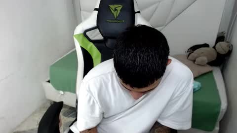 Black diamondd  online show from January 31, 7:45 pm