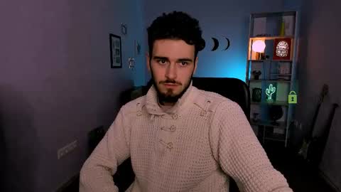 black_jacob12 online show from December 18, 1:06 pm