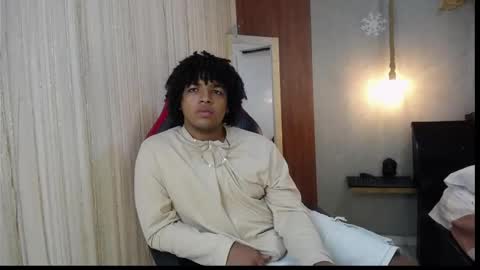 black_king_241 online show from February 7, 4:05 am