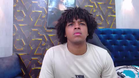 black_king_241 online show from March 20, 3:55 am