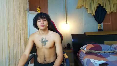 black_king_241 online show from April 11, 7:51 pm