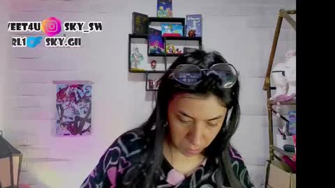 Snapshot of black_lady_05 chatting on February 18, 3:46 am millie online show from February 18, 3:46 am