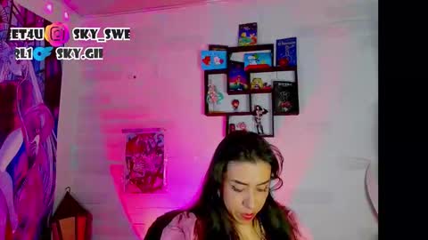 Snapshot of black_lady_05 chatting on March 2, 2:25 am millie online show from March 2, 2:25 am