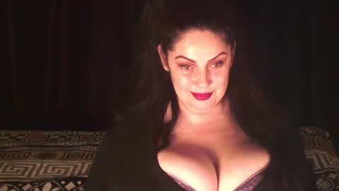 Snapshot of black_pearls chatting on October 15, 4:18 pm Sarah online show from October 15, 4:18 pm