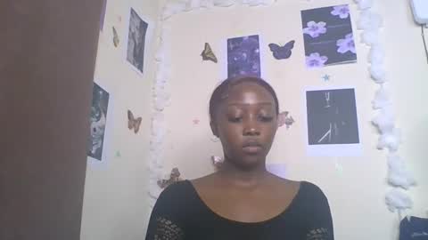 Snapshot of black_rosey chatting on January 10, 5:58 pm veraa online show from January 10, 5:58 pm