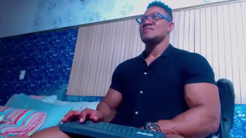 duglas online show from February 28, 5:47 pm