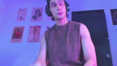 Bryan  online show from April 9, 1:27 am