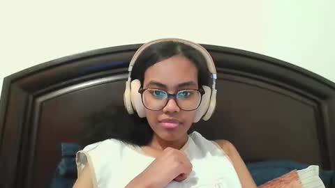 Snapshot of blackbarbieinthecity chatting on March 28, 4:01 am blackbarbieinthecity online show from March 28, 4:01 am