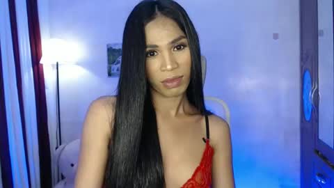 Snapshot of blackbarbiesavanna_23 chatting on February 12, 4:44 pm savanna online show from February 12, 4:44 pm