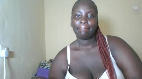 Snapshot of blackbeauty002 chatting on April 18, 2:37 am PACIFICA online show from April 18, 2:37 am