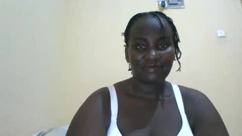 Snapshot of blackbeauty002 chatting on May 7, 9:42 pm PACIFICA online show from May 7, 9:42 pm