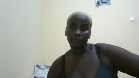 Snapshot of blackbeauty002 chatting on May 18, 9:09 pm PACIFICA online show from May 18, 9:09 pm
