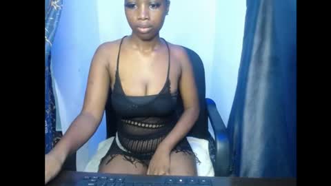 lela online show from May 5, 8:11 am
