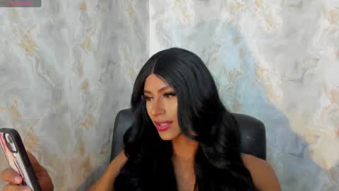 Snapshot of blackbeauty_ts chatting on January 21, 2:05 pm Nina online show from January 21, 2:05 pm