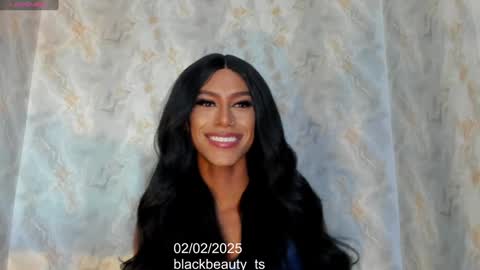 Snapshot of blackbeauty_ts chatting on February 2, 8:19 pm Nina online show from February 2, 8:19 pm