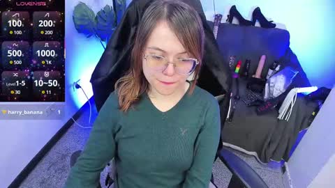 Snapshot of blackberry_s chatting on March 7, 11:40 am Sophie online show from March 7, 11:40 am