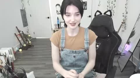 Ella online show from January 10, 10:03 pm