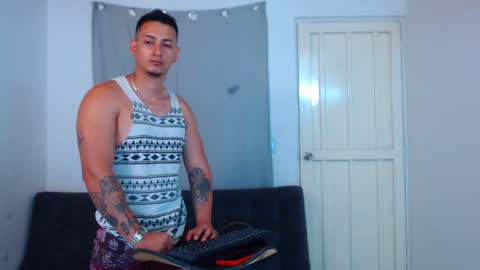Snapshot of blackbig1 chatting on February 9, 1:00 am D MIKEL -- leving D online show from February 9, 1:00 am