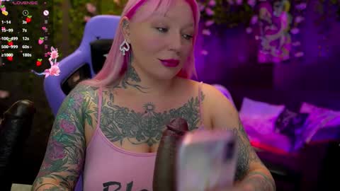 Alice online show from September 24, 1:03 pm