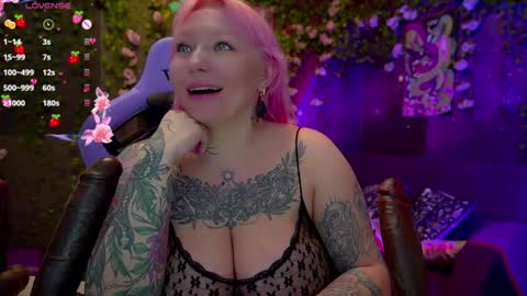 Alice online show from November 22, 7:13 pm