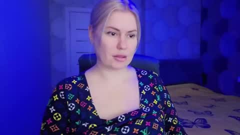 blackeyes11 online show from March 9, 3:54 am