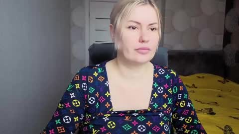 blackeyes11 online show from April 25, 4:04 am