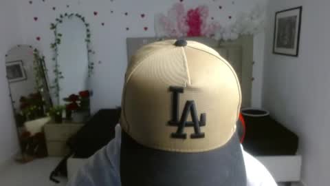 Snapshot of blackfox_desire chatting on June 8, 5:57 pm mateo online show from June 8, 5:57 pm