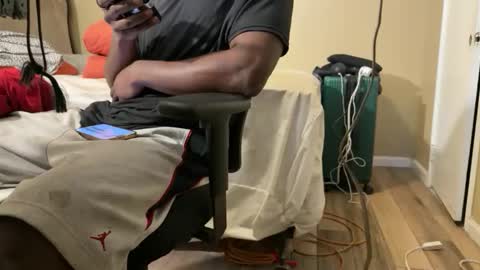 blackjag107 online show from November 12, 8:04 am