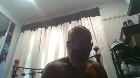 Snapshot of blackmanluv chatting on May 6, 8:30 am Me and her online show from May 6, 8:30 am