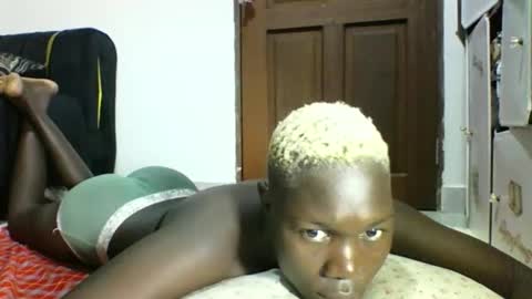 blackmarvel02 online show from January 16, 4:38 am