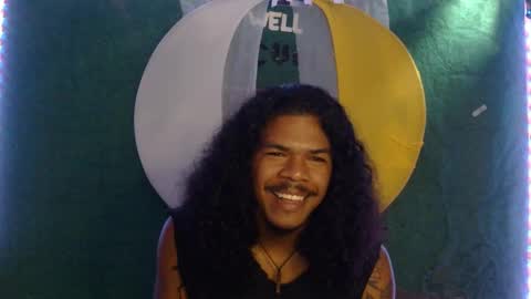 Snapshot of blackphylosofy chatting on January 18, 1:18 pm i am D.L online show from January 18, 1:18 pm