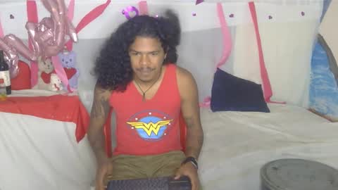 Snapshot of blackphylosofy chatting on February 15, 5:50 pm i am D.L online show from February 15, 5:50 pm