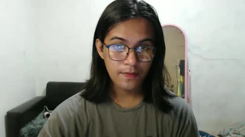 Ellez online show from December 22, 6:15 pm