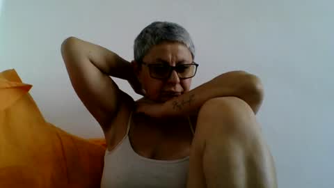 Snapshot of blackwidow05 chatting on July 20, 10:39 am Black Widow online show from July 20, 10:39 am