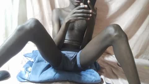 Snapshot of blackzilian_5 chatting on July 6, 3:03 pm blackzilian_5 online show from July 6, 3:03 pm