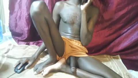 Snapshot of blackzilian_5 chatting on July 15, 9:03 am blackzilian_5 online show from July 15, 9:03 am