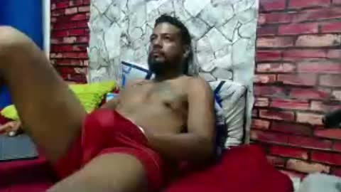 Snapshot of blade_foxx chatting on August 7, 2:46 am Richard online show from August 7, 2:46 am