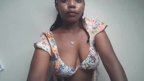 Snapshot of blair_havoc chatting on May 16, 10:52 pm Blair online show from May 16, 10:52 pm
