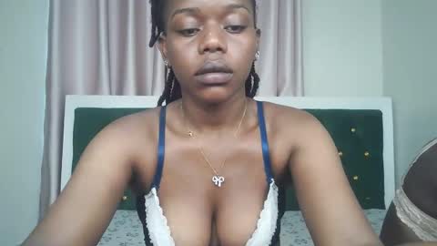 Snapshot of blair_havoc chatting on May 18, 8:31 am Blair online show from May 18, 8:31 am