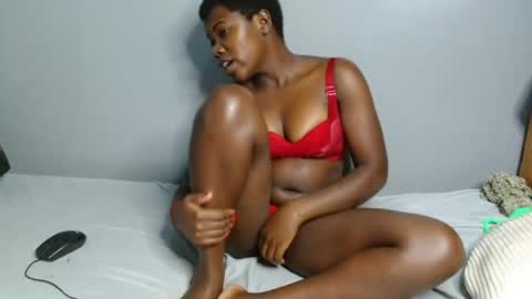 Snapshot of blair_sue chatting on June 23, 11:52 am love online show from June 23, 11:52 am