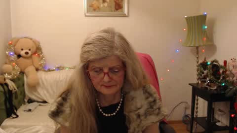 Snapshot of blairfort chatting on December 31, 2:25 pm blairfort online show from December 31, 2:25 pm