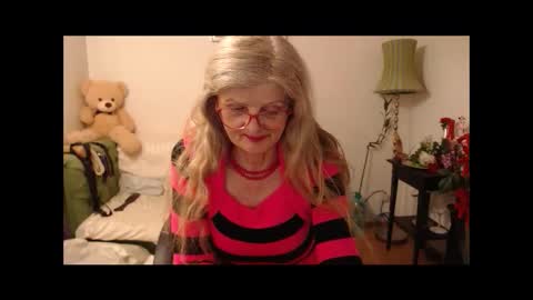 Snapshot of blairfort chatting on October 7, 12:08 am blairfort online show from October 7, 12:08 am