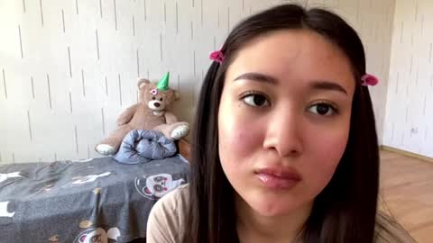 Snapshot of blairstassen chatting on March 27, 7:58 am Mila online show from March 27, 7:58 am