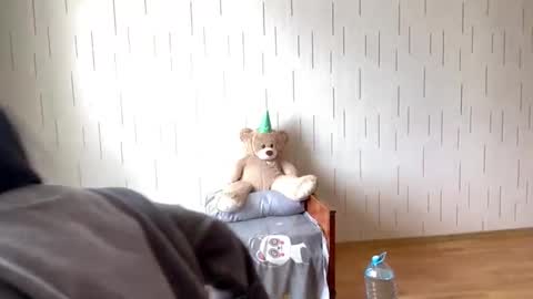Snapshot of blairstassen chatting on March 28, 7:30 am Mila online show from March 28, 7:30 am